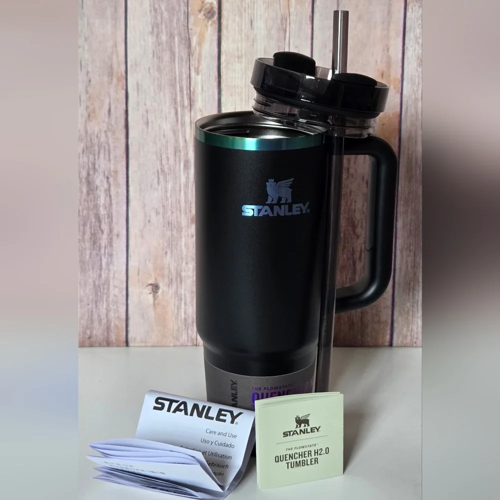Stanley Black Chroma Collection 30oz Tumbler NWT Box Included - Picture 8 of 13